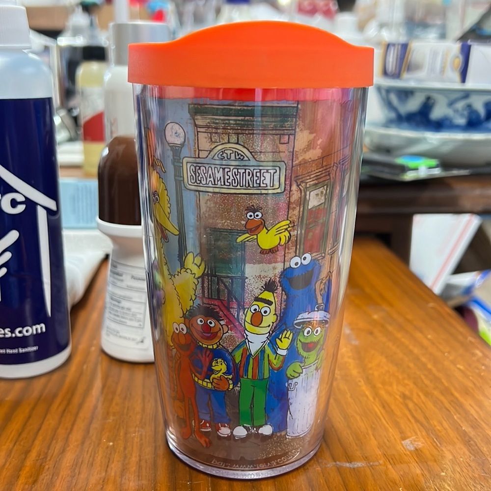 Tervis Double Wall Insulated Tumbler to Keep Drinks Hot and Cold, 450ml,